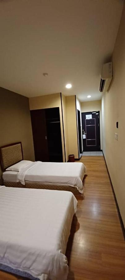 Hotel Sadong88 Kota Kinabalu Exterior photo