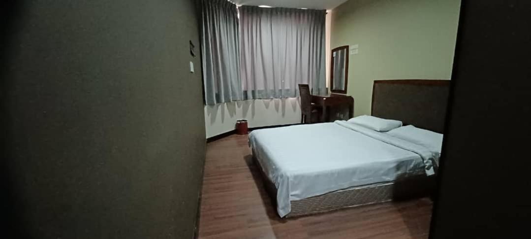 Hotel Sadong88 Kota Kinabalu Exterior photo